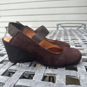 Gentle Souls Kenneth Cole Ridge It Slingback Wedge Shoes Womens 7.5 Brown Suede